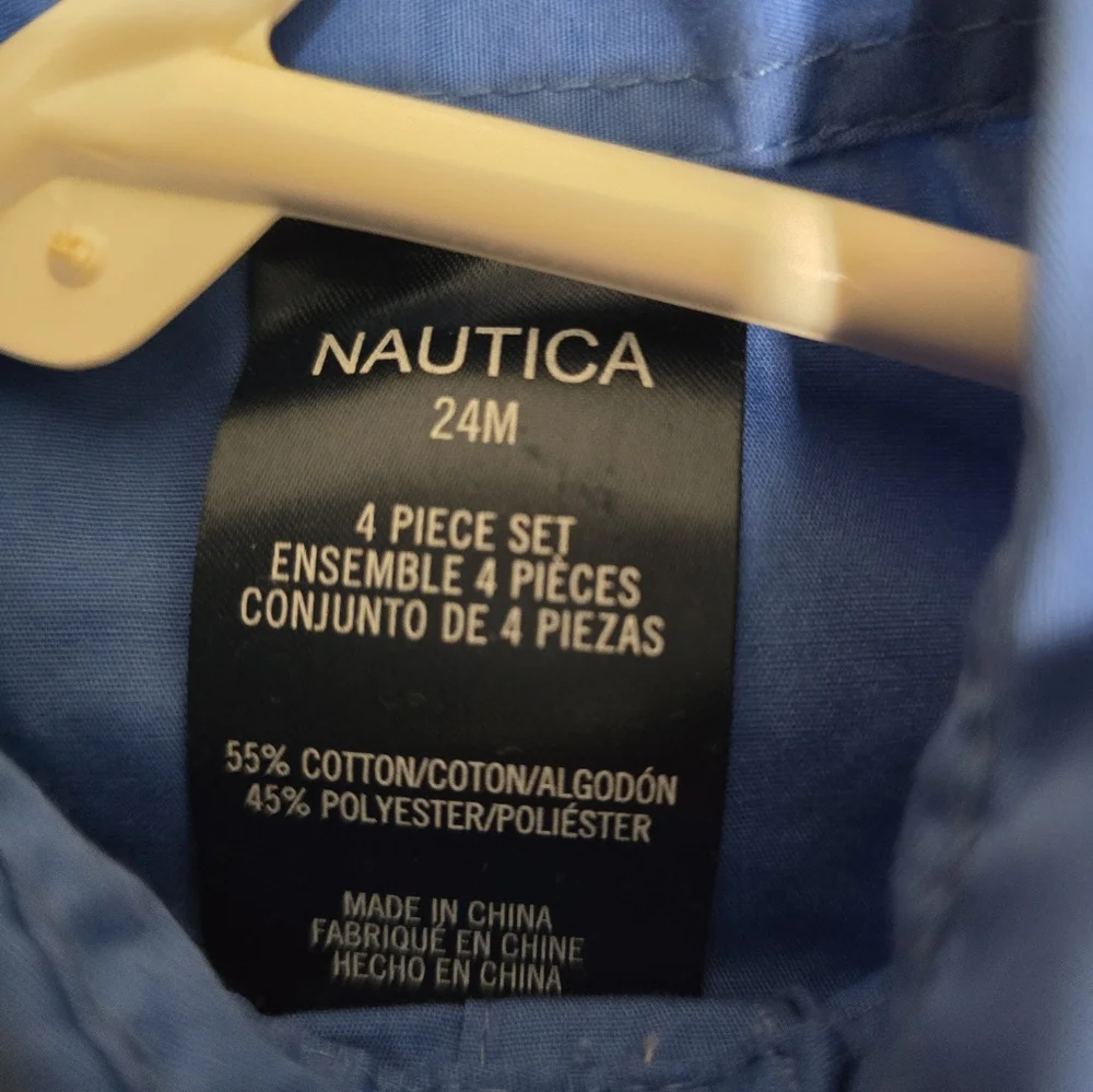 Nautica 4 Piece Set - Picture 9 of 9